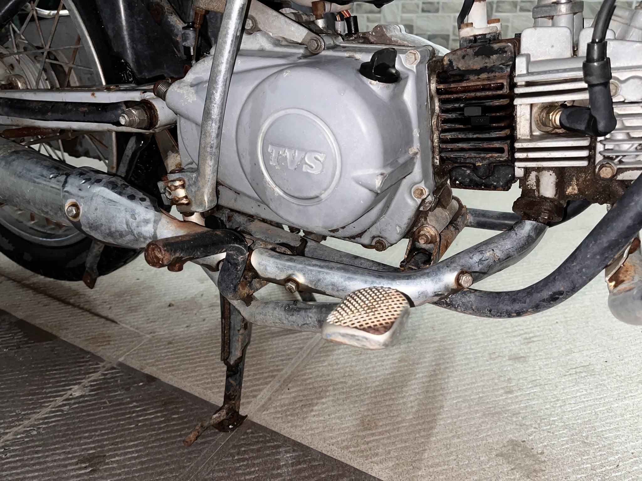Center stand and engine lower end